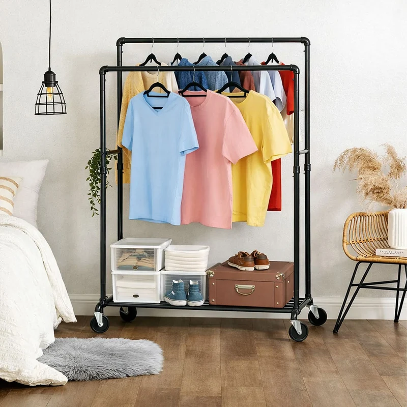 Tatkraft Pantera – Portant à vêtements solide sur roulettes, capacité 110 kg, 2 tringles, étagère à chaussures, métal noir