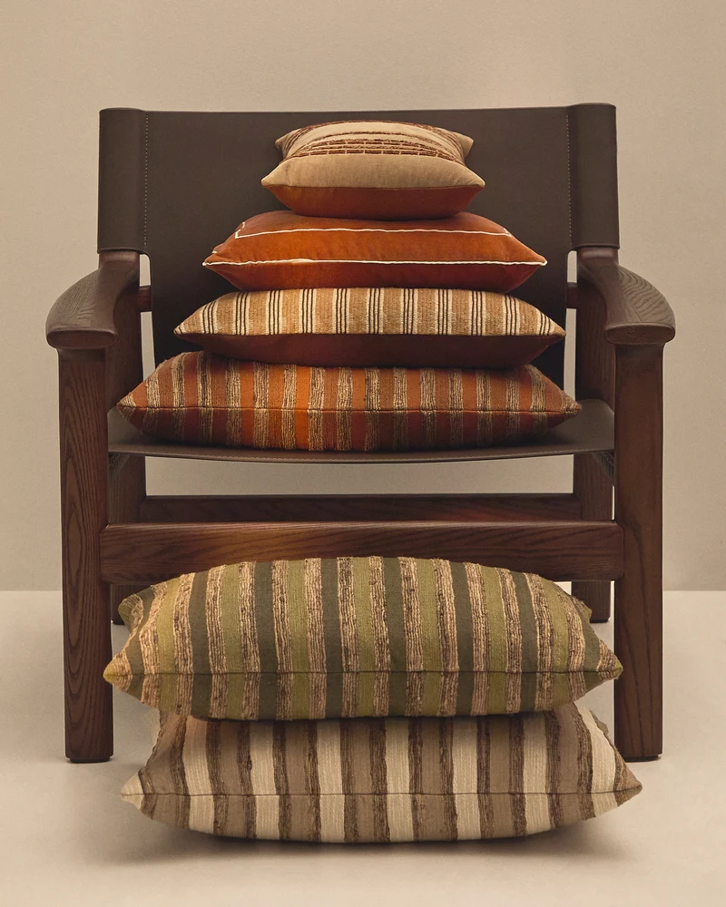 Tavina 100% cotton cushion cover with brown embroidery 50 x 50cm