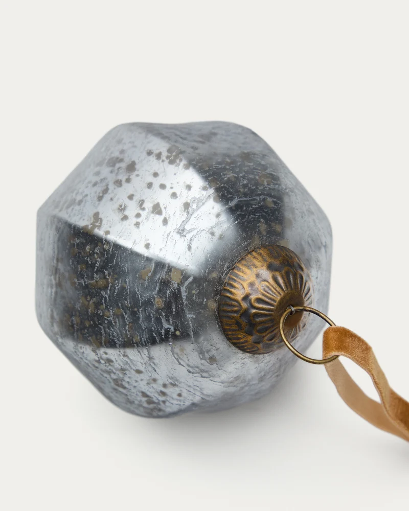 Blama set of 2 Christmas baubles made of silver recycled glass, Ø 10 cm