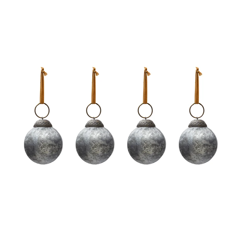 Blama set of 4 Christmas baubles made of silver recycled glass, Ø 6 cm