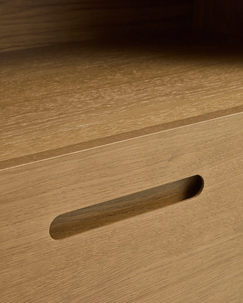 Arelida shelving unit made of oak veneer and solid oak wood with light brown finish 90 x 185 cm FSC Mix Credit