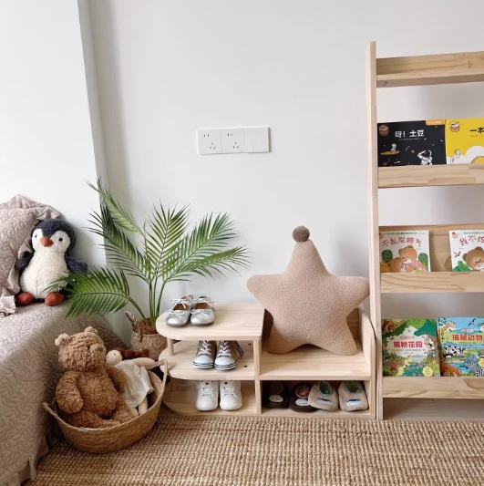 Traditional Japanese Pine Wood Curved Square Kids Shoe Rack With 2-Tier For Living Room