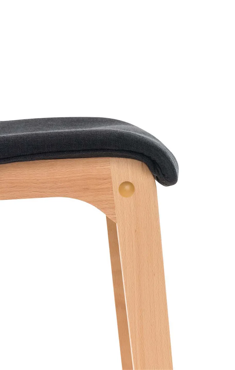 Lot de 2 tabourets de bar design avec structure de 4 pieds en bois et assise en tissu noir 10_0004214