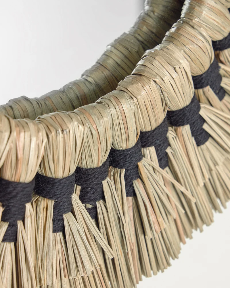 Akila round mirror made from green natural fibres and black cotton cord, 40 cm