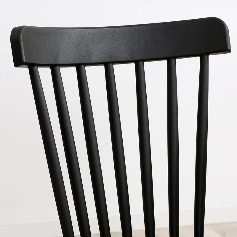 Lot de 4 chaises dossier haut 48 x 52,5 x 83 cm assise facile à nettoyer stable style scandinave minimaliste en PP noir 21_0002310