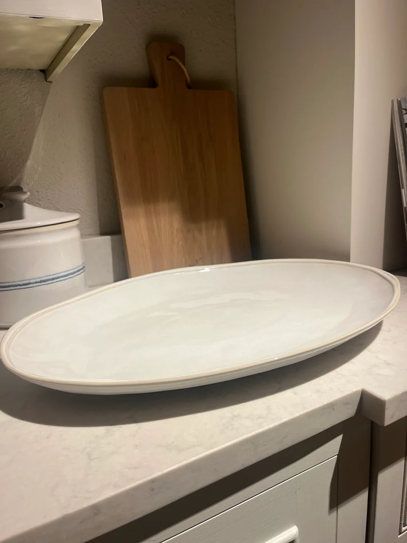 Clovelly Large Platter - Reactive White