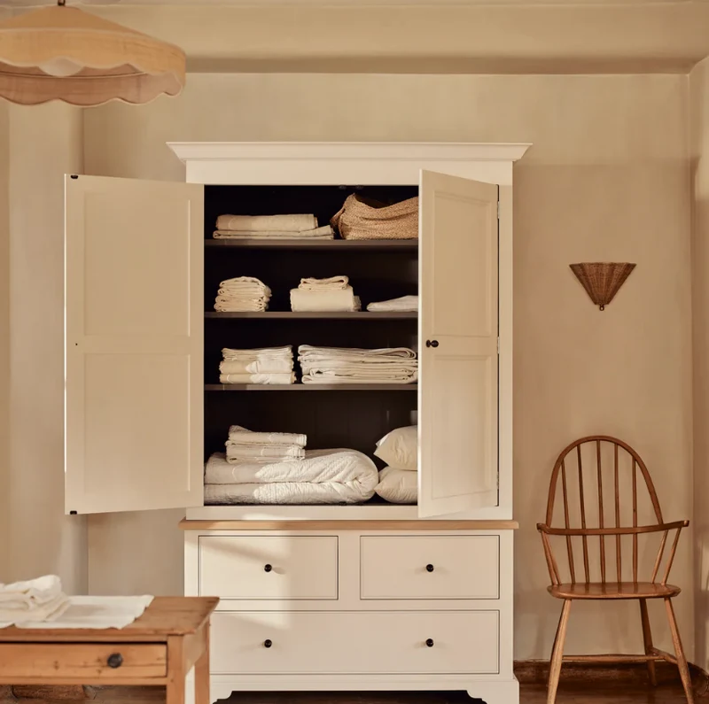 Chichester Housekeeper's Cupboard