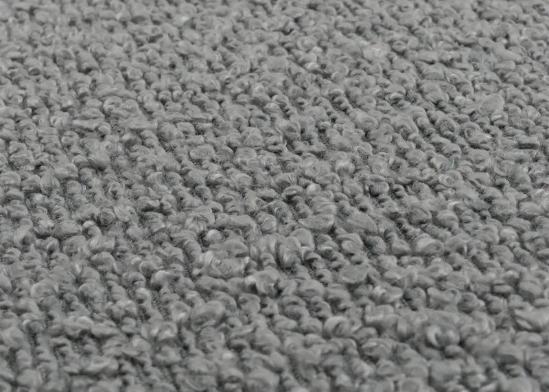 Lot de 2 chaises de salle à manger dossier haut en tissu bouclé gris pieds en bois clairs 04_0007320