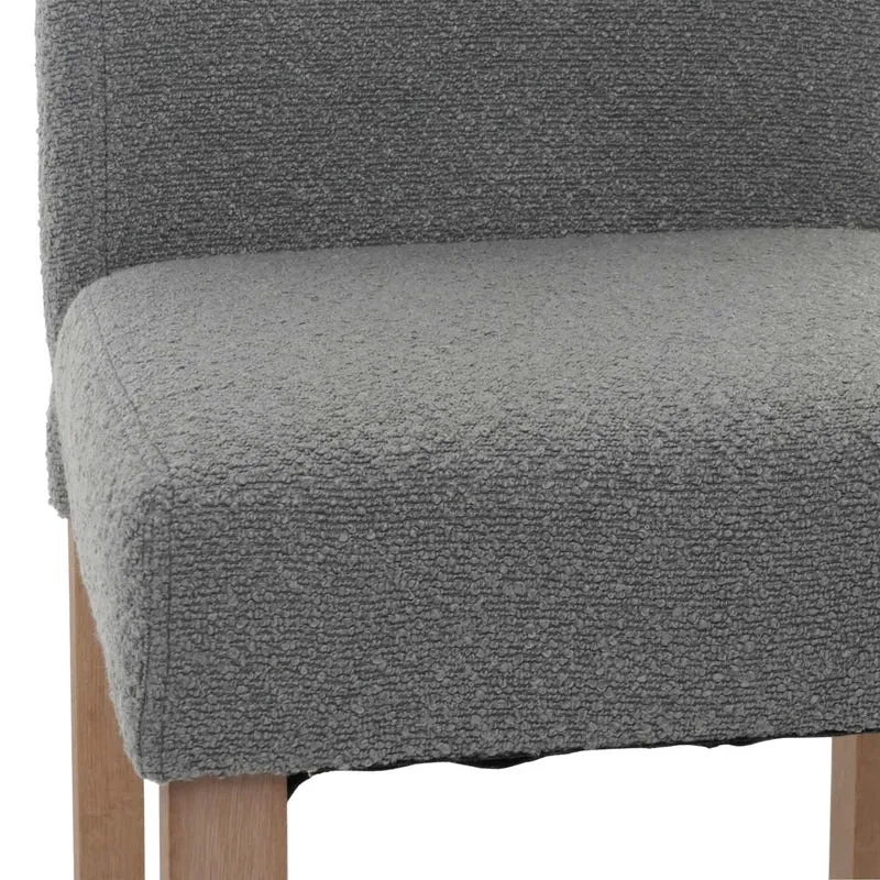 Lot de 2 chaises de salle à manger dossier haut en tissu bouclé gris pieds en bois clairs 04_0007320