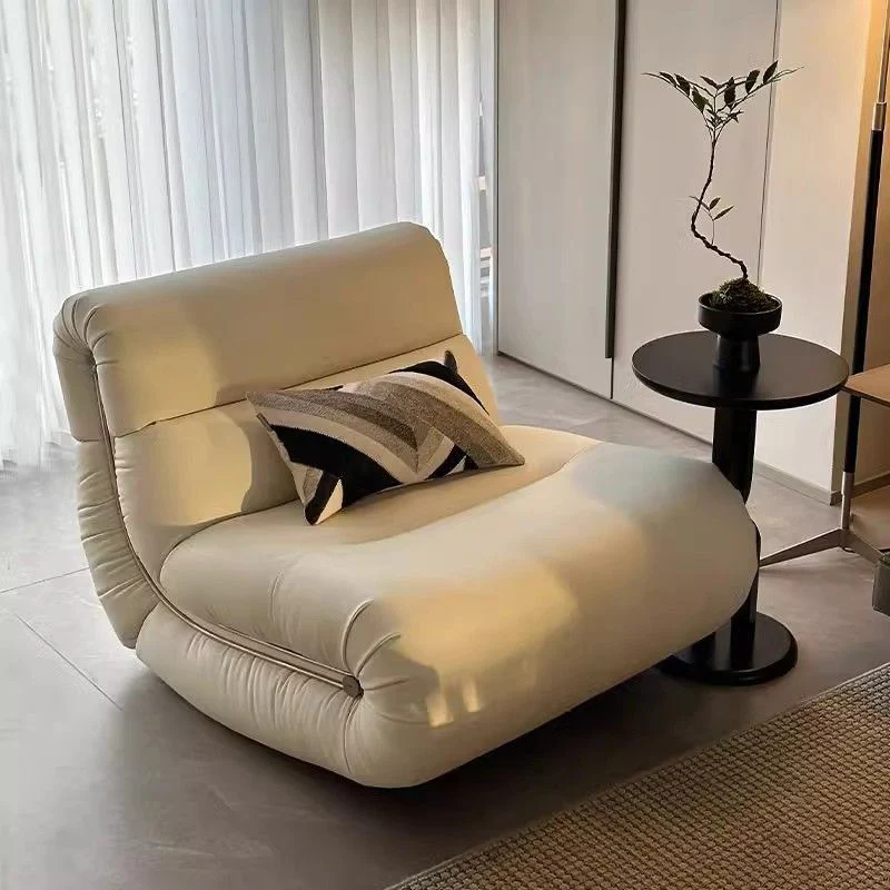 Traditional French Cat Scratch Resistant Leather Solid Wood Curved Square Accent Chair With Backrest For Living Room