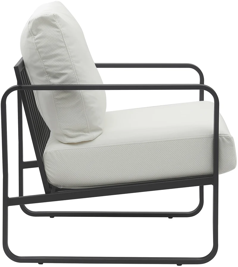 Fauteuil lounge design retro chic en PVC blanc et cadre en métal noir mat 10_0002816