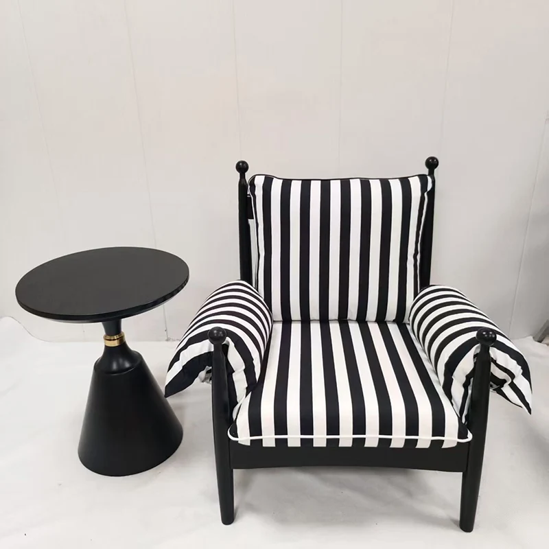 Traditional Vintage Curved Cotton Solid Wood Velvet Fabric Accent Chair Backrest Armrest For Living Room