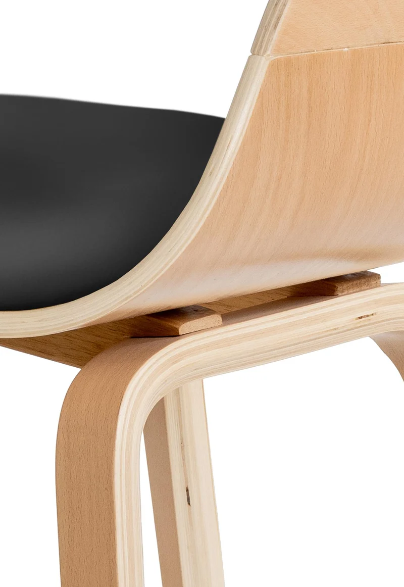 Lot de 2 chaises de salle à manger bureau design retro en PVC noir structure en bois clair 10_0001715