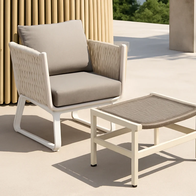 Fresh Vibe Coastal Outdoor Accent Chair - 1-Seater Weather-Resistant Outdoor Chair For Outdoor Patio & Garden