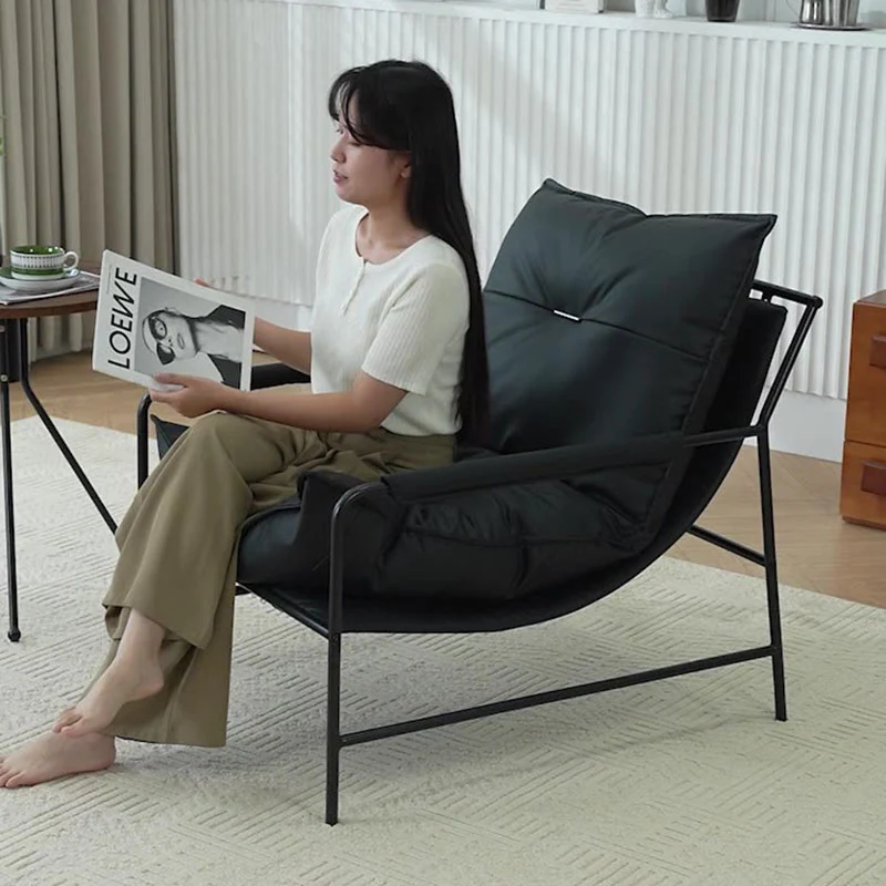 Contemporary Retro Curve Carbon Steel Cat Scratch Leather Accent Chair With Backrest Armrest For Living Room