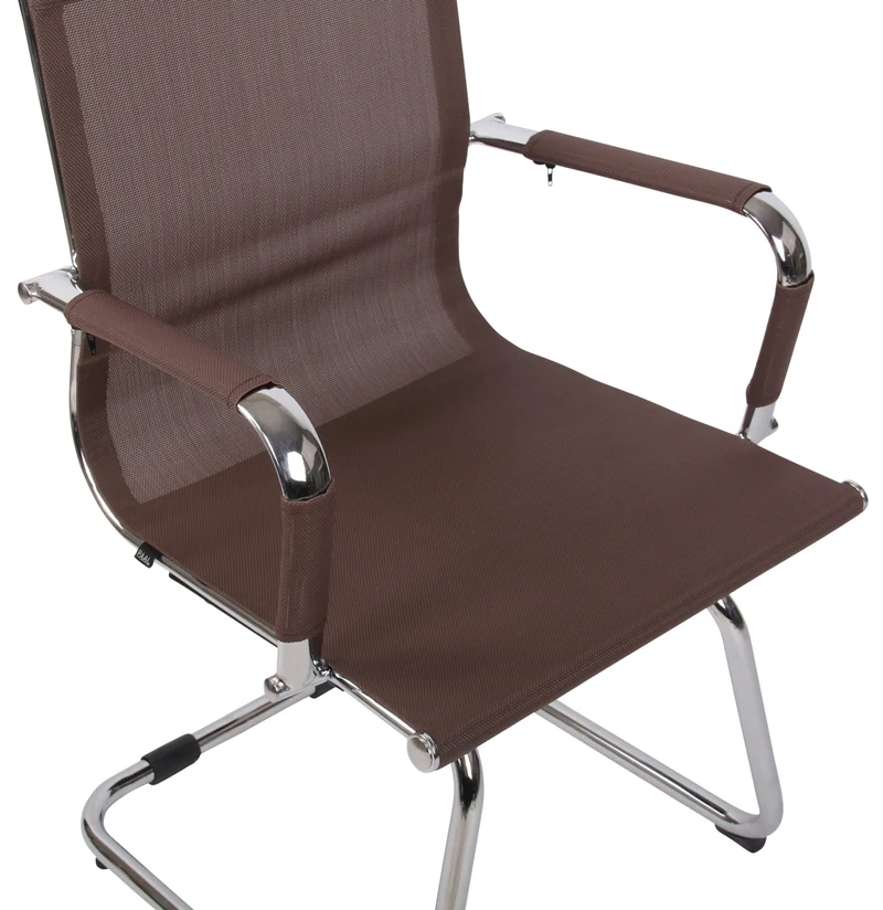 Chaise fauteuil de bureau sans roulettes piétement luge en métal chromé assise en tissu maille marron 10_0003260