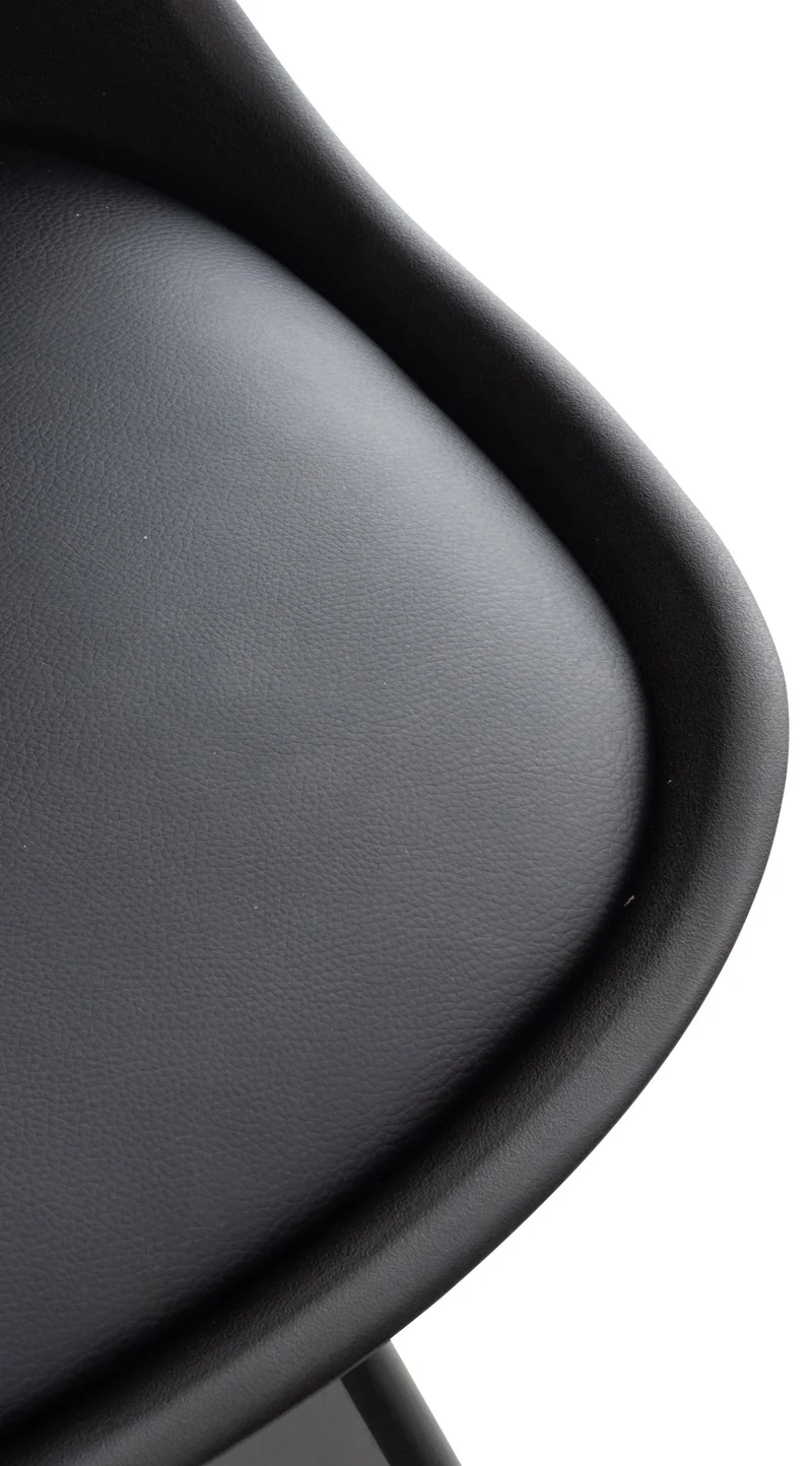 Chaise de salle à manger x1 design scandinave en plastique et PVC noir et pieds en bois noir 10_0002276