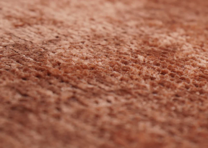 Chaise de salle à manger rembourrée avec accoudoirs en tissu chenille terracotta pieds en bois de hêtre 04_0009846