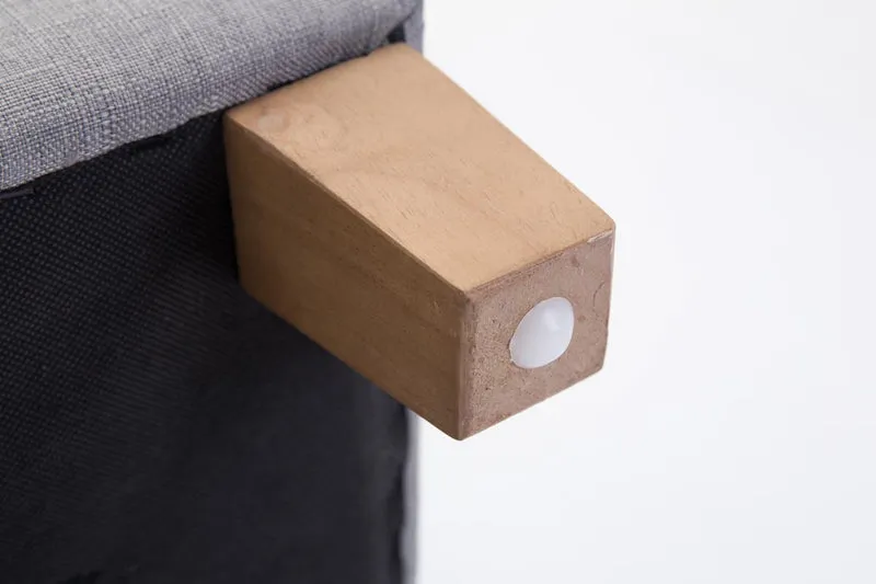 Tabouret bas repose-pieds pouf capitonné en tissu gris clair pieds en bois 45x46 cm 10_0000061