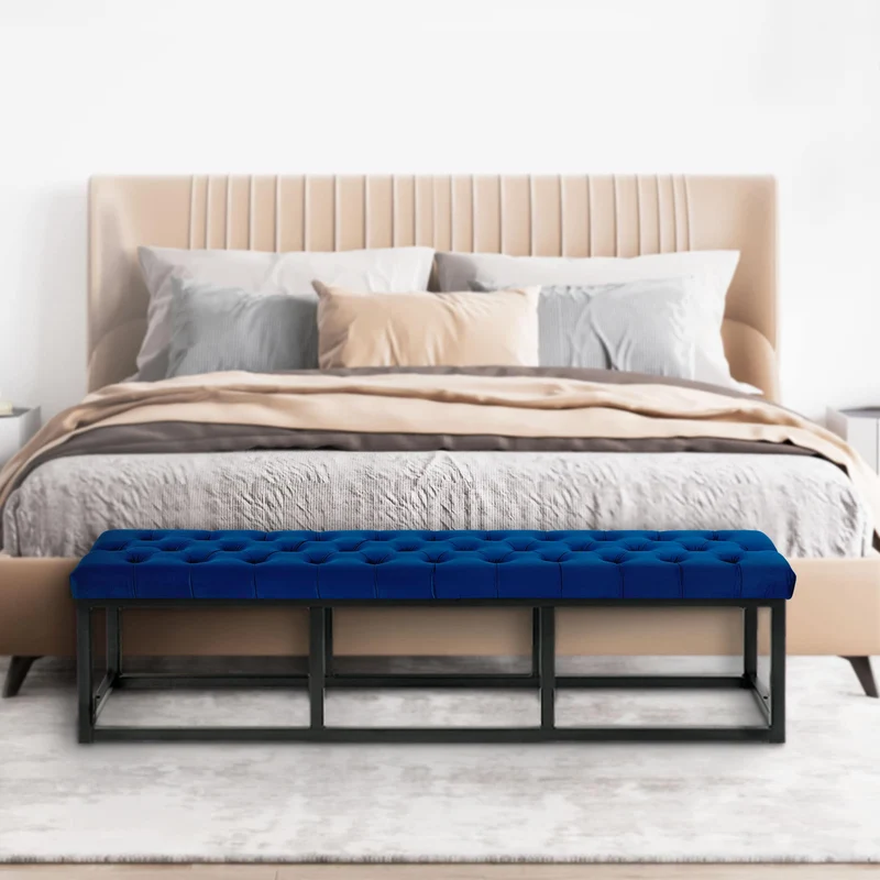 Banquette banc bout de lit longueur 150 cm en velours capitonné en velours bleu et métal noir 10_0003668