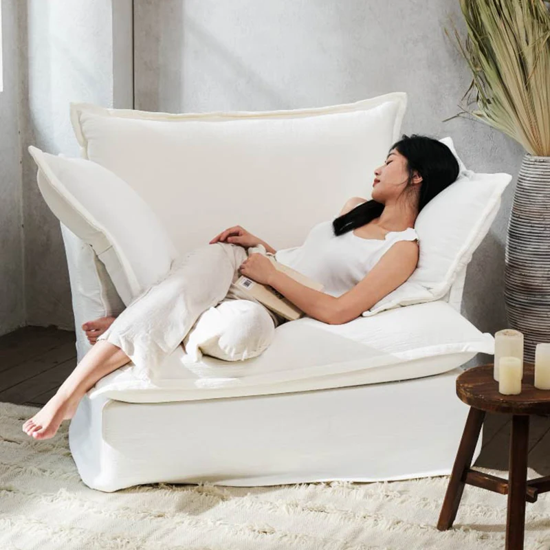 Moonlight White Swivel Birch Wood Accent Chair - Minimalist Lounging Sofa for Living Room or Study