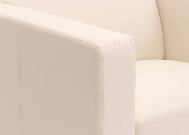 Fauteuil lounge relax design moderne avec accoudoirs assise rembourrée confortable en similicuir blanc 04_0011554
