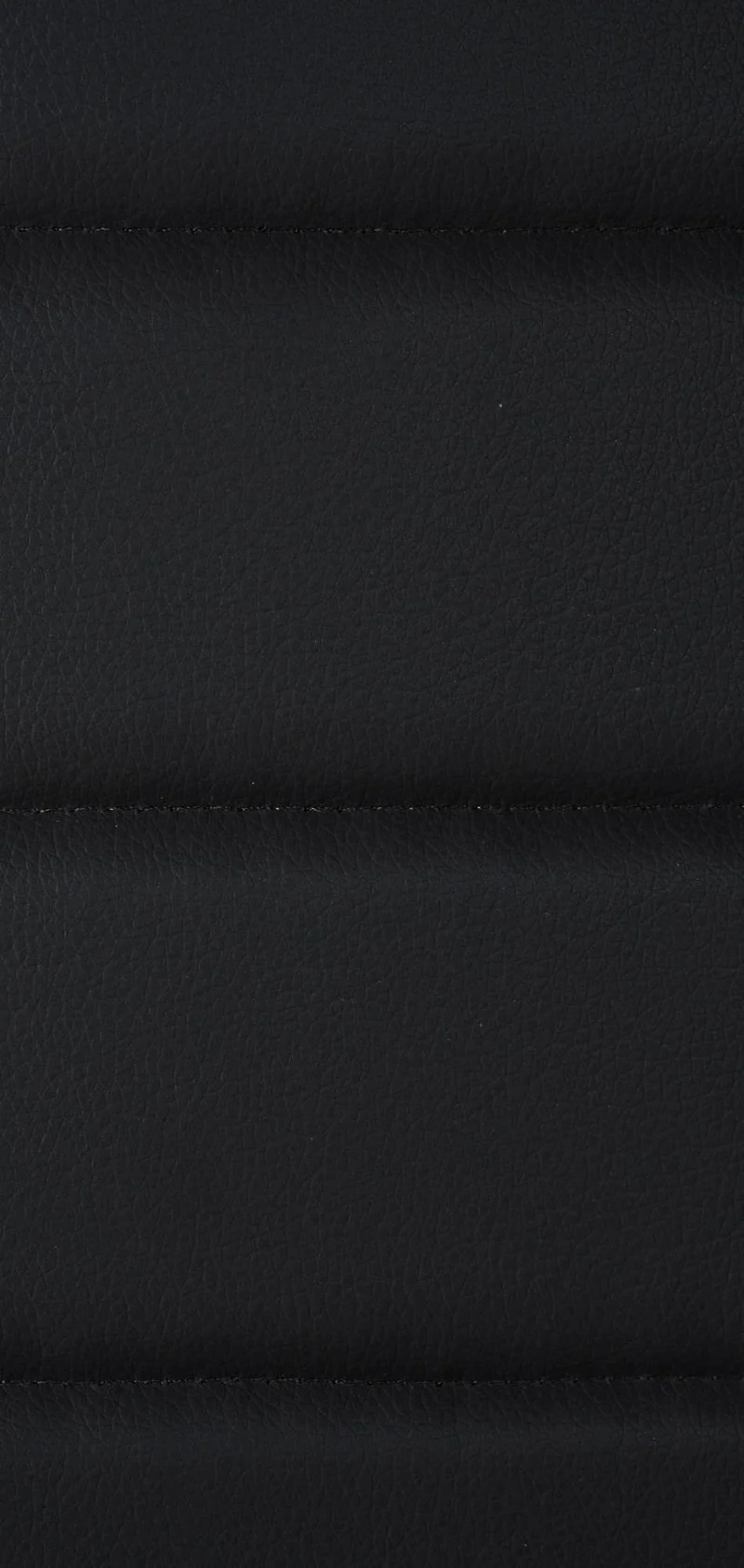 Lot de 4 chaises de salle à manger design simple en synthétique noir avec couture cadre en métal noir CDS10408
