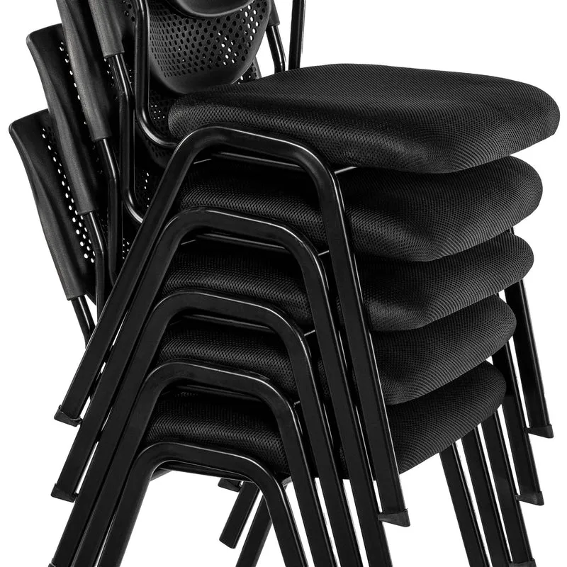 Chaise visiteur empilable noire avec dossier perforé et assise tissu noir cadre en métal 10_0008269