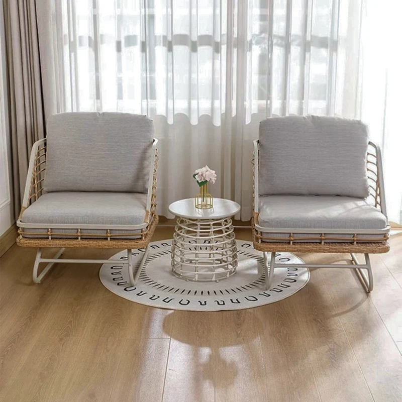 Contemporary Boho Square PE Rattan Weaving Carbon Steel Accent Chair Backrest For Living Room