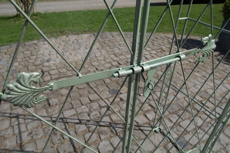 Arche à rosiers avec deux portes plantes grimpantes décoration jardin 220x120 cm en métal vert vieilli 10_0003955