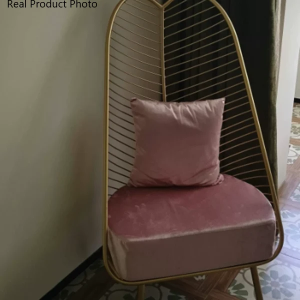 Contemporary Nordic Velvet Upholstered Banana Leaf Metal Frame Accent Chair Backrest For Living Room