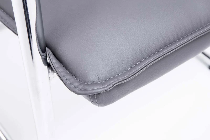 Lot de 2 chaises de bureau fauteuil visiteur avec accoudoirs en PVC gris et métal aspect chromé 10_0007555