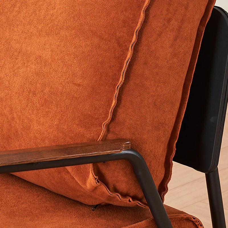 Modern Minimalist Square Fabric Eucalyptus Wood Carbon Steel Accent Chair With Ergonomic Design For Living Room