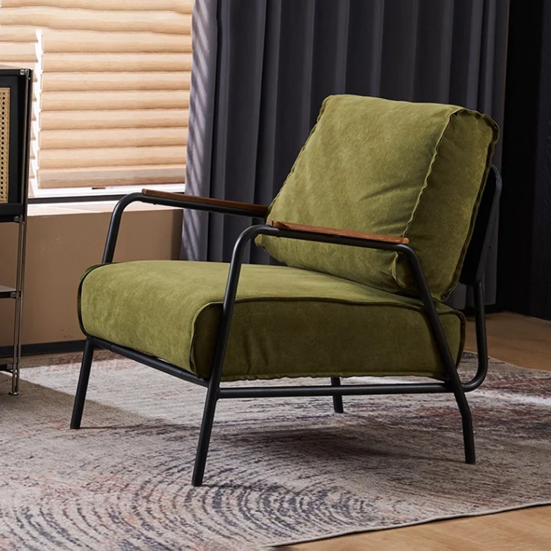 Modern Minimalist Square Fabric Eucalyptus Wood Carbon Steel Accent Chair With Ergonomic Design For Living Room