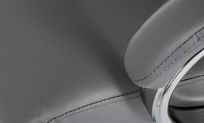 Fauteuil exécutif sur roulettes design épuré et confort optimal base chromée et revêtement en similicuir gris 10_0007019