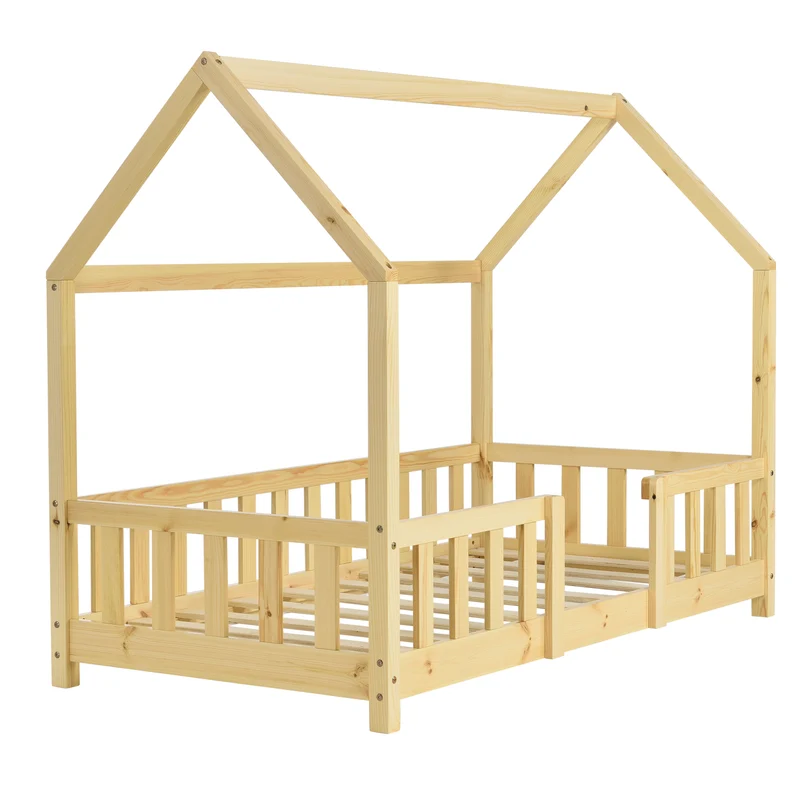 Lit pour enfant cabane maison avec barrière et sommier à lattes en bois de pin naturel 80 x 160 cm 03_0005489