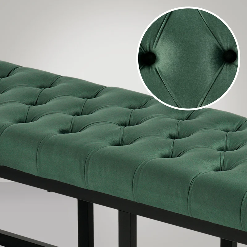 Banquette capitonné bout de lit en tissu velours vert support en métal noir 150 cm BAN10112