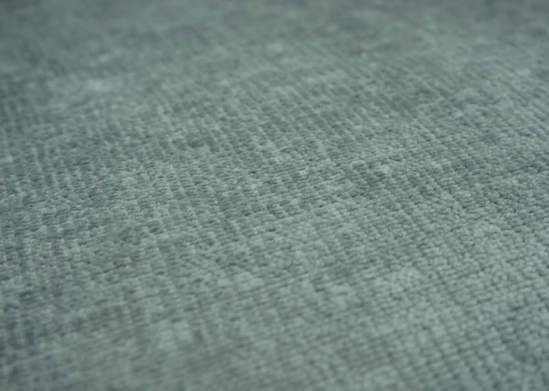 Chaise de salle à manger rembourrée avec accoudoirs assise rotatif en tissu gris-bleu structure trépied 04_0006351