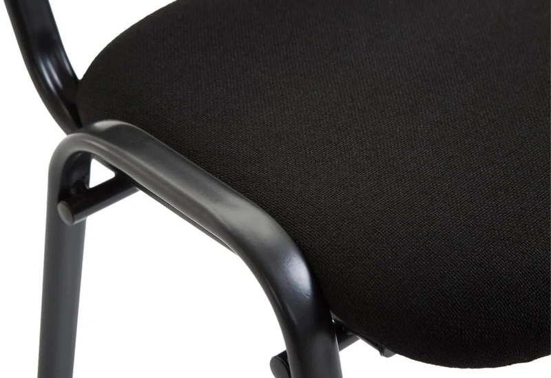 Chaise visiteur empilable zone d'attente en tissu noir piètement à 4 pieds en métal noir 10_0003401