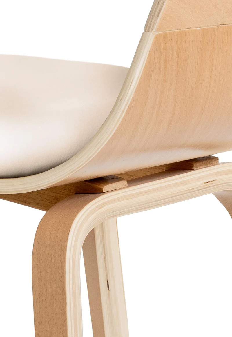Lot de 2 chaises de salle à manger design retro en PVC crème et structure en bois clair 10_0001711