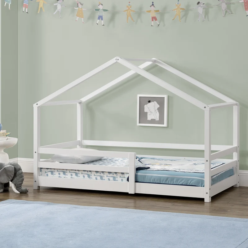 Lit cabane pour enfant forme de maison avec barrière de sécurité en bois de pin blanc 70 x 140 cm 03_0005521