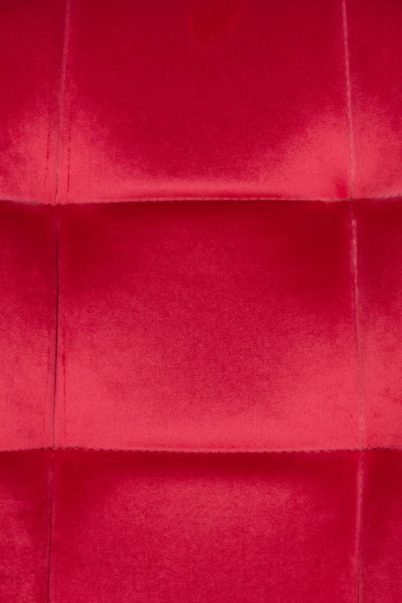 Chaise de salle à manger x1 coutures forme carrées en velours rouge pieds en métal noir 10_0001960